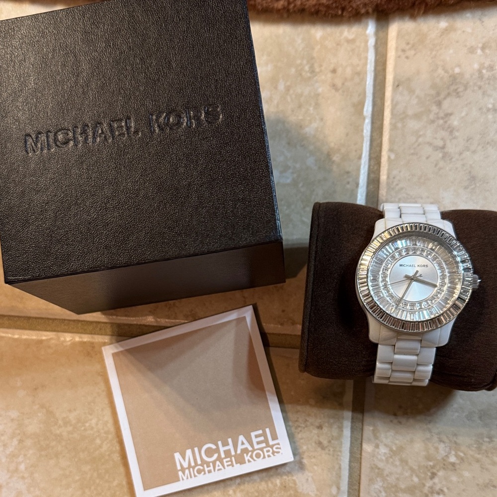 Michael Kors Silver and White Timepiece